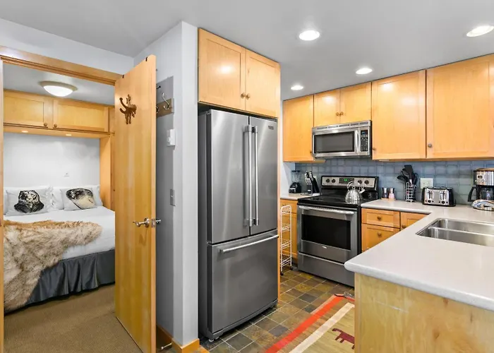 Rmr: La Choumine 4 Condo In Teton Village Steps From The Mountain